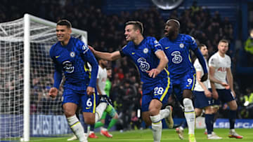 Thiago Silva of Chelsea celebrates with team mates Cesar Azpilicueta and Romelu Lukaku. (Photo by Shaun Botterill/Getty Images)