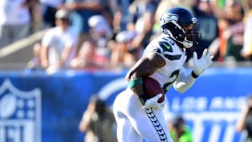 LOS ANGELES, CA - OCTOBER 08: Earl Thomas
