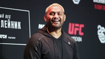 MOSCOW, RUSSIA - SEPTEMBER 12: Mark Hunt holds an open workout for fans and media during UFC Fight Night open workout at Cition Hall on September 12, 2018 in Moscow, Russia. (Photo by Oleg Nikishin/Zuffa LLC/Zuffa LLC)