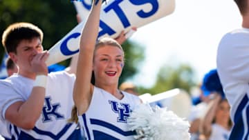 Kentucky Wildcats cheerleaders (Credit: Jordan Prather-USA TODAY Sports)