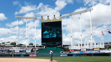 KANSAS CITY, MO - MAY 28: General view of the scoreboard and fountains in the outfield during the game between the Kansas City Royals and Chicago White Sox at Kauffman Stadium on May 28, 2016 in Kansas City, Missouri. The Royals defeated the White Sox 8-7. (Photo by Joe Robbins/Getty Images) *** Local Caption ***