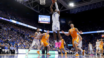 LEXINGTON, KENTUCKY - FEBRUARY 16: Ashton Hagans #2 of the Kentucky Wildcats shoots the ball against Tennessee Volunteers at Rupp Arena on February 16, 2019 in Lexington, Kentucky. (Photo by Andy Lyons/Getty Images)