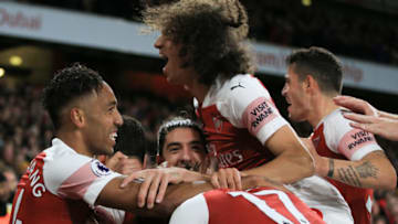 LONDON, ENGLAND - OCTOBER 22: Arsenal players celebrate their 3rd goal with Pierre-Emerick Aubameyang during the Premier League match between Arsenal FC and Leicester City at Emirates Stadium on October 22, 2018 in London, United Kingdom. (Photo by Marc Atkins/Getty Images)