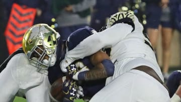 SOUTH BEND, IN - NOVEMBER 04: Deon McIntosh