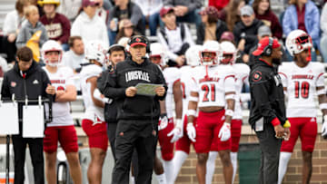 Louisville Cardinals head coach Scott Satterfield looks on during game against the Boston College Eagles at Alumni Stadium. Getty Images.