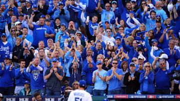 KANSAS CITY, MO - OCTOBER 15: Fans cheer as Jason Vargas #51 of the Kansas City Royals walks back to the dugout after being relieved in the sixth inning against the Baltimore Orioles during Game Four of the American League Championship Series at Kauffman Stadium on October 15, 2014 in Kansas City, Missouri. (Photo by Dilip Vishwanat/Getty Images)