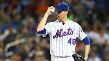 NEW YORK, NY - AUGUST 03: Jacob deGrom #48 of the New York Mets looks on in the fifth inning against the Atlanta Braves at Citi Field on August 3, 2018 in the Flushing neighborhood of the Queens borough of New York City. (Photo by Mike Stobe/Getty Images)