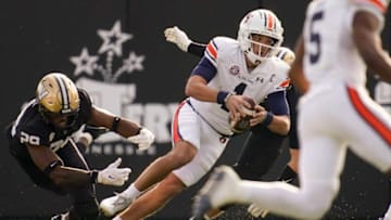 Auburn footballAuburn quarterback Payton Thorne (1) runs the ball against Vanderbilt during the first quarter at FirstBank Stadium in Nashville, Tenn., Saturday, Nov. 4, 2023.