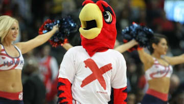 Feb 27, 2015; Atlanta, GA, USA; Atlanta Hawks mascot Harry Hawk wears an End It Movement shirt against the Orlando Magic in the fourth quarter at Philips Arena. The Hawks defeated the Magic 95-88. Mandatory Credit: Brett Davis-USA TODAY Sports