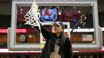 DALLAS, TX - APRIL 02: Head coach Dawn Staley of the South Carolina Gamecocks cuts down the net after her teams championship win over the Mississippi State Lady Bulldogs after the championship game of the 2017 NCAA Women's Final Four at American Airlines Center on April 2, 2017 in Dallas, Texas. (Photo by Ron Jenkins/Getty Images)
