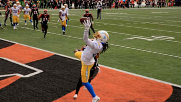 LA Chargers (Photo by Andy Lyons/Getty Images)