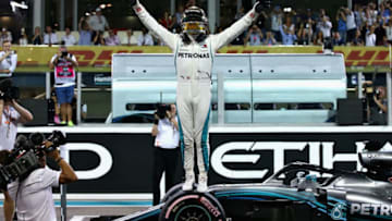 ABU DHABI, UNITED ARAB EMIRATES - NOVEMBER 24: Pole position qualifier Lewis Hamilton of Great Britain and Mercedes GP celebrates in parc ferme during qualifying for the Abu Dhabi Formula One Grand Prix at Yas Marina Circuit on November 24, 2018 in Abu Dhabi, United Arab Emirates. (Photo by Charles Coates/Getty Images)