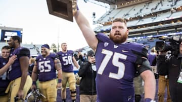 SEATTLE, WA - NOVEMBER 27: Offensive lineman Jesse Sosebee