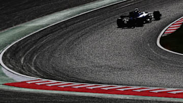 SUZUKA, JAPAN - OCTOBER 08: Lewis Hamilton of Great Britain driving the (44) Mercedes AMG Petronas F1 Team Mercedes F1 WO8 on track during the Formula One Grand Prix of Japan at Suzuka Circuit on October 8, 2017 in Suzuka. (Photo by Mark Thompson/Getty Images)