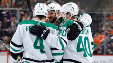 PHILADELPHIA, PENNSYLVANIA - JANUARY 24: (L-R) Miro Heiskanen #4, Alexander Radulov #47 and Jacob Peterson #40 of the Dallas Stars celebrate a goal by Peterson during the third period against the Philadelphia Flyers at Wells Fargo Center on January 24, 2022 in Philadelphia, Pennsylvania. (Photo by Tim Nwachukwu/Getty Images)