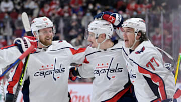 Dmitry Orlov, Anthony Mantha, T.J. Oshie, Washington Capitals Mandatory Credit: Eric Bolte-USA TODAY Sports