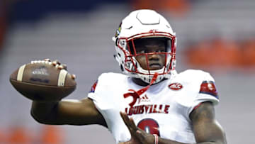 Sep 9, 2016; Syracuse, NY, USA; Louisville Cardinals quarterback Lamar Jackson (8) warms up prior to the game against the Syracuse Orange at the Carrier Dome. Mandatory Credit: Rich Barnes-USA TODAY Sports