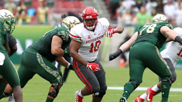 TAMPA, FL - OCTOBER 28: Ed Oliver (10) of Houston rushes the passer during the game between the Houston Cougars and the USF Bulls on October 28, 2017, at Raymond James Stadium in Tampa, FL. (Photo by Cliff Welch/Icon Sportswire via Getty Images)