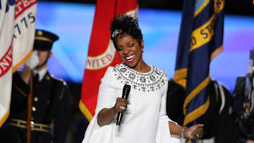 ATLANTA, GA - FEBRUARY 3: Gladys Knight sings the National Anthem before the New England Patriots play the Los Angeles Rams in Super Bowl LIII at Mercedes-Benz Stadium in Atlanta on Feb. 03, 2019. (Photo by Jim Davis/The Boston Globe via Getty Images)