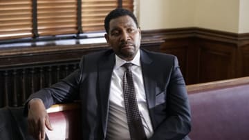 CHICAGO P.D. -- "Allegiance" Episode 521 -- Pictured: Mykelti Williamson as Denny Woods -- (Photo by: Parrish Lewis/NBC)