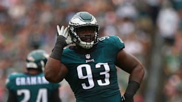 PHILADELPHIA, PA - OCTOBER 08: Timmy Jernigan #93 of the Philadelphia Eagles reacts against the Arizona Cardinals during the first half at Lincoln Financial Field on October 8, 2017 in Philadelphia, Pennsylvania. (Photo by Mitchell Leff/Getty Images)