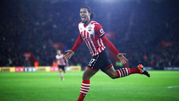 SOUTHAMPTON, ENGLAND - DECEMBER 28: Virgil van Dijk of Southampton celebrates as he scores their first goal during the Premier League match between Southampton and Tottenham Hotspur at St Mary's Stadium on December 28, 2016 in Southampton, England. (Photo by Julian Finney/Getty Images)