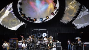 MOUNTAIN VIEW, CA - JULY 2: (L - R) Phil Lesh, Bob Weir, Bill Kreutzmann, Mickey Hart, Jerry Garcia, and Vince Welnick of The Grateful Dead perform at Shoreline Amphitheatre on July 2, 1994 in Mountain View California. (Photo by Tim Mosenfelder/Getty Images)