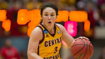 COLUMBUS, OH - MARCH 19: Central Michigan Chippewas guard Presley Hudson (3) drives into the lane during the second round of the Div I Women's Championship game between the Central Michigan Chippewas and the Ohio State Buckeyes on March 19, 2018 at St. John Arena in Columbus, OH. (Photo by Adam Lacy/Icon Sportswire via Getty Images)