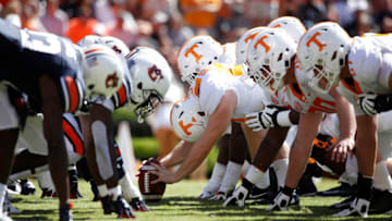 Tennessee Volunteers face off at the line of scrimmage against the Auburn Tigers (Photo by Joe Robbins/Getty Images)