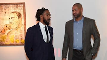 Memphis Grizzlies Mike Conley, J.B. Bickerstaff (Photo by Garrett Ellwood/NBAE via Getty Images)