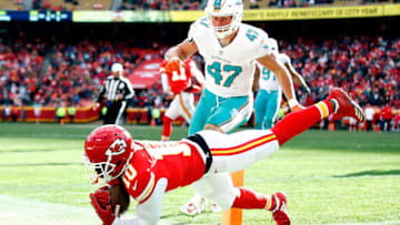 KANSAS CITY, MO - DECEMBER 24: Wide receiver Tyreek Hill #10 of the Kansas City Chiefs fails to get both feet in bounds in the endzone as middle linebacker Kiko Alonso #47 of the Miami Dolphins defends during the game at Arrowhead Stadium on December 24, 2017 in Kansas City, Missouri. (Photo by Jamie Squire/Getty Images)