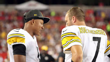 Sep 24, 2018; Tampa, FL, USA;Pittsburgh Steelers quarterback Joshua Dobbs (5) talk with quarterback Ben Roethlisberger (7) during the second half at Raymond James Stadium. Mandatory Credit: Kim Klement-USA TODAY Sports