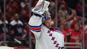 WASHINGTON, DC - OCTOBER 13: Goalie Alexandar Georgiev #40 of the New York Rangers reacts after allowing a goal to Justin Schultz #2 of the Washington Capitals (not pictured) during the second period at Capital One Arena on October 13, 2021 in Washington, DC. (Photo by Patrick Smith/Getty Images)