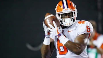 LOUISVILLE, KY - SEPTEMBER 16: Dorian O'Daniel