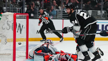 Los Angeles Kings score goal against the Edmonton Oilers Mandatory Credit: Kirby Lee-USA TODAY Sports