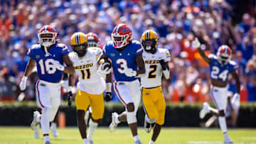 Florida Gators wide receiver Xzavier Henderson runs the ball during a game against the Missouri Tigers at Ben Hill Griffin Stadium. Getty Images.