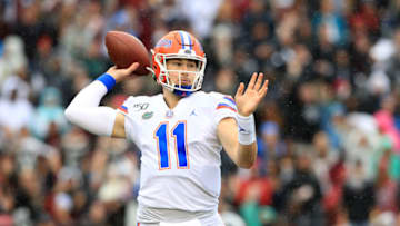 COLUMBIA, SOUTH CAROLINA - OCTOBER 19: Kyle Trask #11 of the Florida Gators drops back to pass against the South Carolina Gamecocks during their game at Williams-Brice Stadium on October 19, 2019 in Columbia, South Carolina. (Photo by Streeter Lecka/Getty Images)