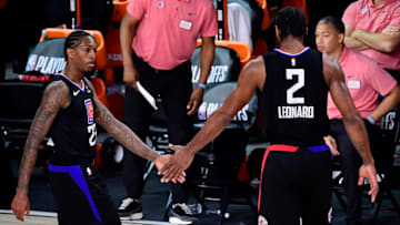 LA Clippers Lou Williams, Kawhi Leonard (Photo by Douglas P. DeFelice/Getty Images)