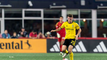 FOXBOROUGH, MA - OCTOBER 4: Sean Zawadzki #25 of Columbus Crew passes the ball during a game between Columbus Crew and New England Revolution at Gillette Stadium on October 4, 2023 in Foxborough, Massachusetts. (Photo by Andrew Katsampes/ISI Photos/Getty Images).