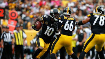 PITTSBURGH, PA - OCTOBER 08: Martavis Bryant #10 of the Pittsburgh Steelers in action against the Jacksonville Jaguars on October 8, 2017 at Heinz Field in Pittsburgh, Pennsylvania. (Photo by Justin K. Aller/Getty Images)