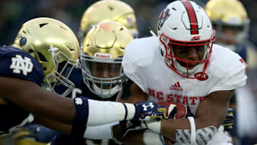 SOUTH BEND, IN - OCTOBER 28: Daelin Hayes