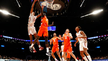 Syracuse basketball (Photo by Sarah Stier/Getty Images)