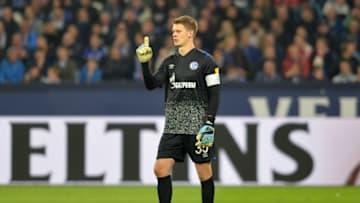 GELSENKIRCHEN, GERMANY - OCTOBER 05: goalkeeper Alexander Nuebel of FC Schalke 04 gestures during the Bundesliga match between FC Schalke 04 and 1. FC Koeln at Veltins-Arena on October 5, 2019 in Gelsenkirchen, Germany. (Photo by TF-Images/Getty Images)
