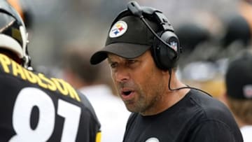 Sep 8, 2013; Pittsburgh, PA, USA; Pittsburgh Steelers offensive coordinator Todd Haley talks with tight end David Paulson (81) during the game against the Tennessee Titans at Heinz Field. Mandatory Credit: Jason Bridge-USA TODAY Sports