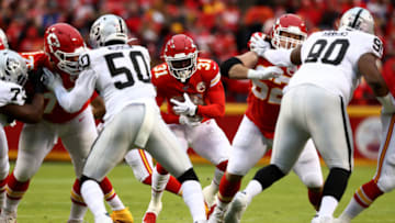 KANSAS CITY, MISSOURI - DECEMBER 01: Darrel Williams #31 of the Kansas City Chiefs runs the ball against the Oakland Raiders during the first quarter in the game at Arrowhead Stadium on December 01, 2019 in Kansas City, Missouri. (Photo by Jamie Squire/Getty Images)