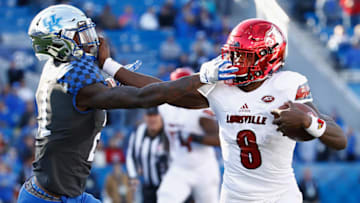 LEXINGTON, KY - NOVEMBER 25: Lamar Jackson