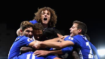 LONDON, ENGLAND - NOVEMBER 05: Pedro of Chelsea celebrates scoring his sides fifth goal with his Chelsea team mates during the Premier League match between Chelsea and Everton at Stamford Bridge on November 5, 2016 in London, England. (Photo by Darren Walsh/Chelsea FC via Getty Images)