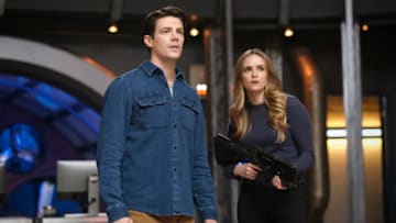 The Flash -- "Family Matters, Part 1" -- Image Number: FLA710a_0186r.jpg -- Pictured (L-R): Grant Gustin as Barry Allen and Danielle Panabaker as Caitlin Snow -- Photo: Bettina Strauss/The CW -- © 2021 The CW Network, LLC. All Rights Reserved.Photo Credit: Bettina Strauss