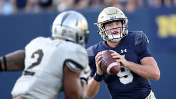 ANNAPOLIS, MD- OCTOBER 21: Quarterback Zach Abey