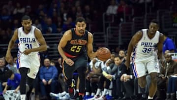 Jan 7, 2016; Philadelphia, PA, USA; Atlanta Hawks forward Thabo Sefolosha (25) moves the ball upcourt during the third quarter of the game against the Philadelphia 76ers at Wells Fargo Center. Atlanta won the game 126-98. Mandatory Credit: John Geliebter-USA TODAY Sports